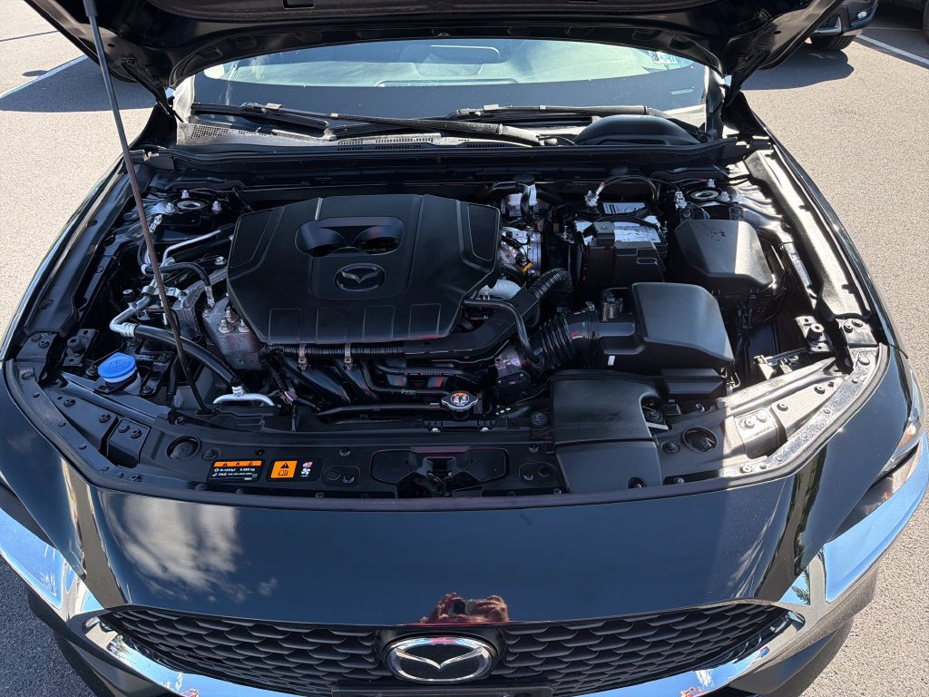 Used 2025 MAZDA MAZDA3 s FWD image 11