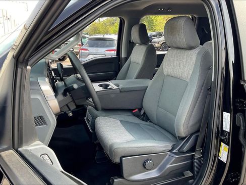 Used 2023 Ford F150 XLT image 7