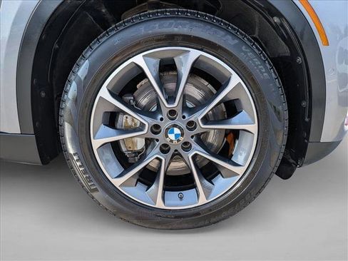 Used 2017 BMW X5 xDrive50i AWD/4WD image 24