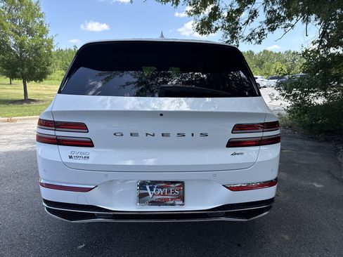 Used 2025 Genesis GV80 2.5T Standard AWD/4WD image 6