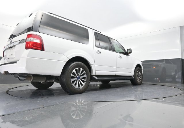 Used 2017 Ford Expedition EL XLT w/ Equipment Group 202A AWD/4WD image 37