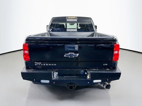 Used 2019 Chevrolet Silverado 2500 LTZ w/ Duramax Plus Package AWD/4WD image 6