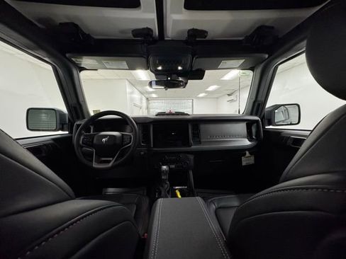 New 2025 Ford Bronco Badlands image 11