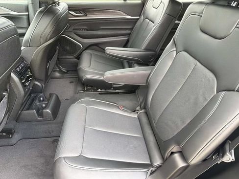 New 2026 Jeep Grand Cherokee L Limited AWD/4WD image 25