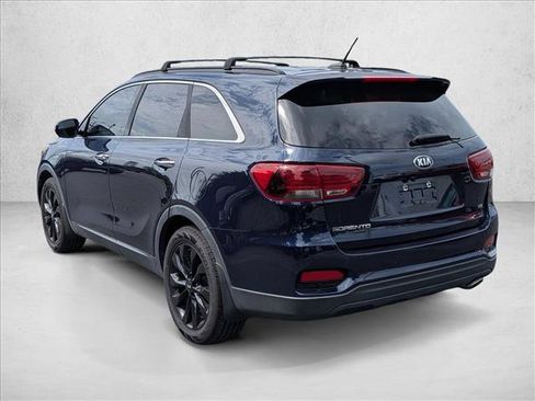 Used 2019 Kia Sorento S FWD image 8
