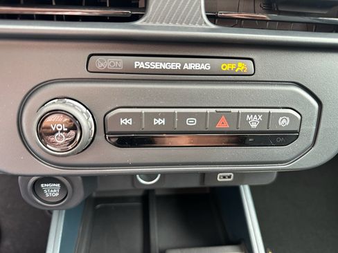 New 2026 Ford Maverick Lobo AWD/4WD image 22