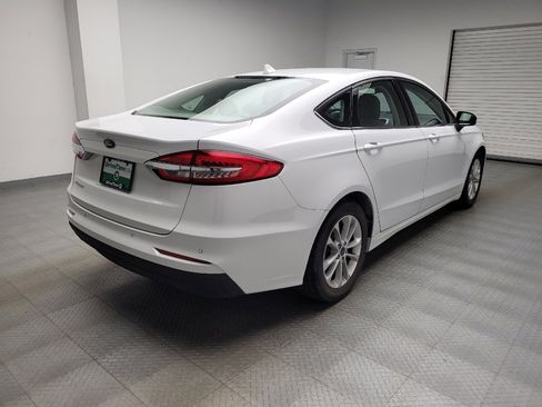 Used 2020 Ford Fusion SE w/ Fleet SE Value Package FWD image 9