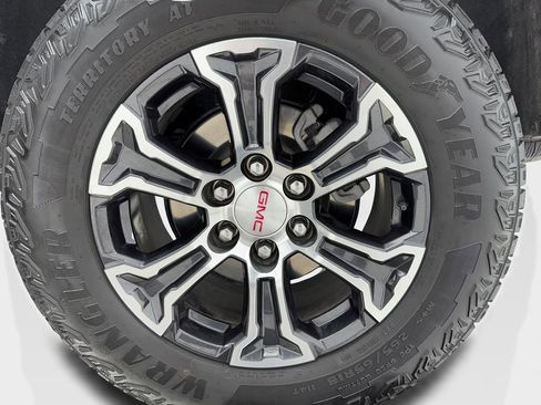 Used 2024 GMC Canyon AT4 w/ AT4 Premium Package image 49