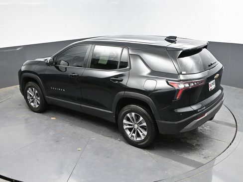 Used 2025 Chevrolet Equinox LT FWD image 25