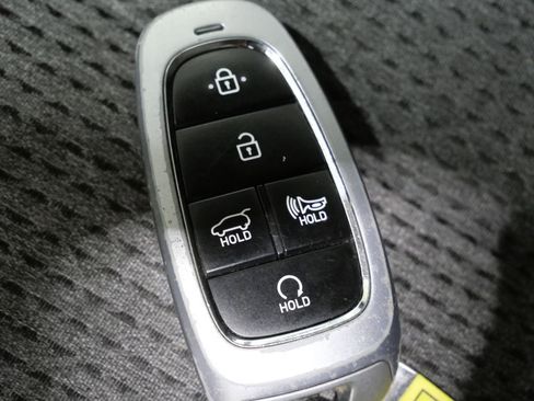 Used 2023 Hyundai Santa Fe SEL image 28