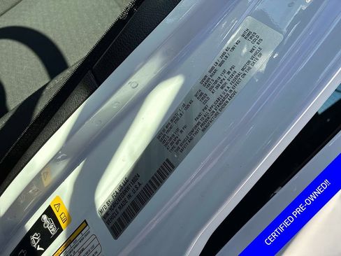 Used 2022 Jeep Wrangler Unlimited Sahara image 6