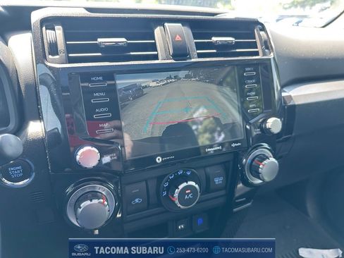 Used 2022 Toyota 4Runner TRD Off-Road Premium w/ TRD Black Wheel Package (TMS) AWD/4WD image 20