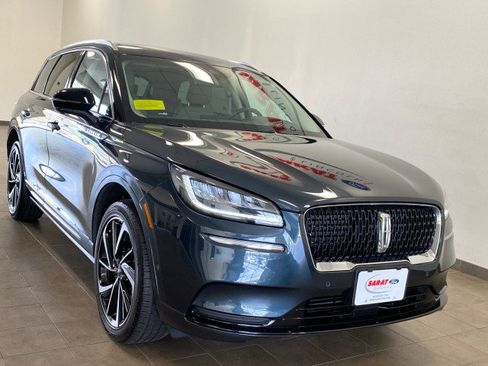 Certified 2022 Lincoln Corsair Reserve w/ Equipment Group 201A image 2