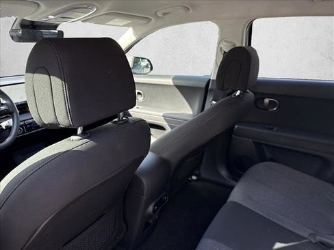 New 2025 Hyundai Ioniq 5 SE image 16