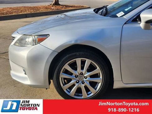 Used 2013 Lexus ES 350 w/ Premium Pkg image 9