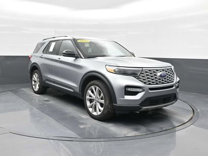 Used 2022 Ford Explorer Platinum w/ Technology Package