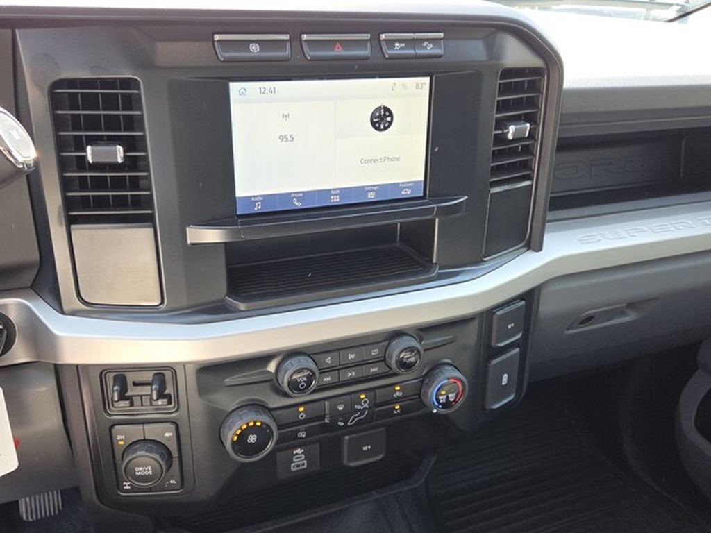Used 2023 Ford F250 XL w/ FX4 Off-Road Package AWD/4WD image 21