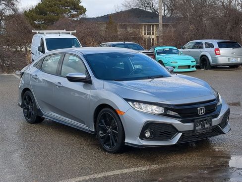 Used 2019 Honda Civic Sport image 16