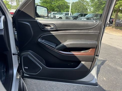 Used 2016 GMC Yukon XL SLE image 10