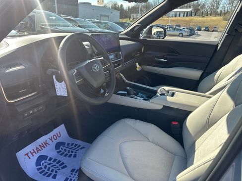 New 2026 Toyota Grand Highlander MAX Platinum image 9