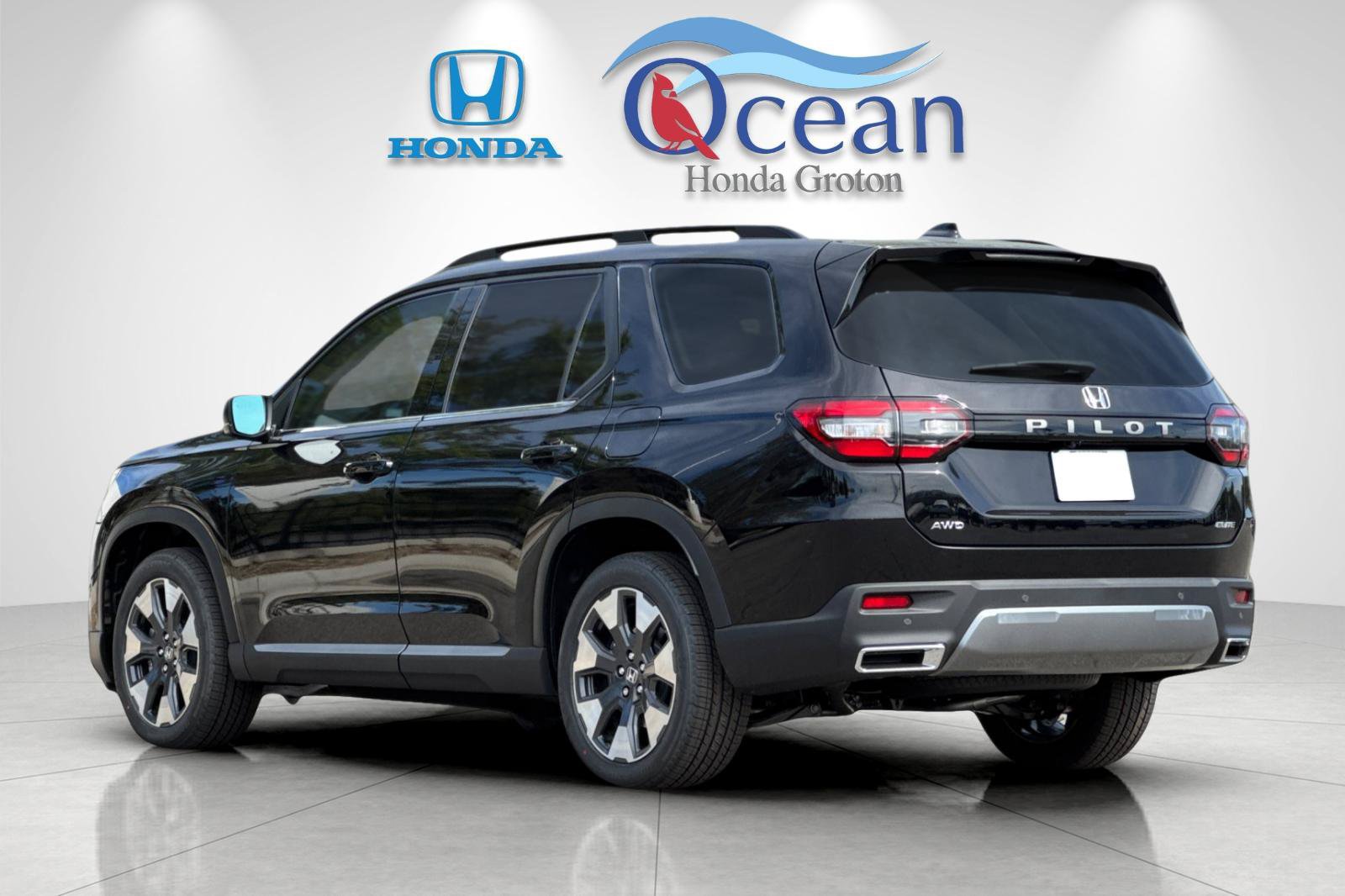 New 2026 Honda Pilot Elite image 3
