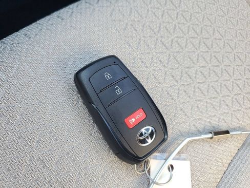 Used 2026 Toyota 4Runner SR5 AWD/4WD image 25