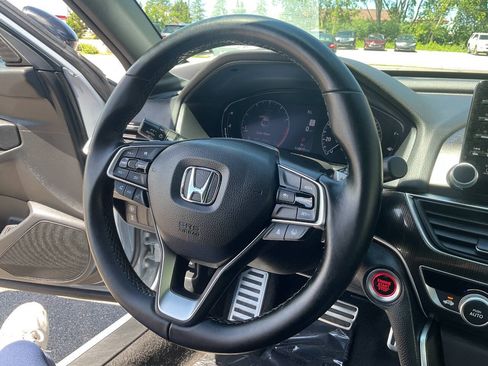 Used 2022 Honda Accord Sport image 20