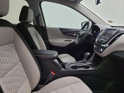 Used 2020 Chevrolet Equinox LS image 21