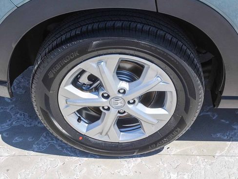 Certified 2025 Honda HR-V LX image 9