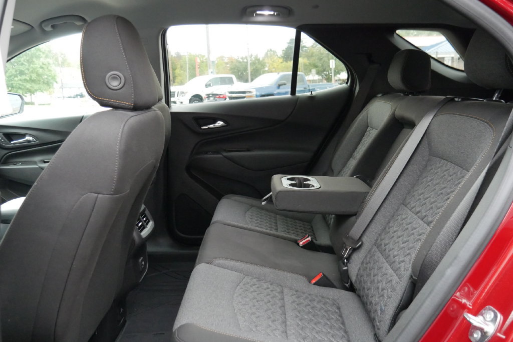 Used 2024 Chevrolet Equinox LT FWD image 15