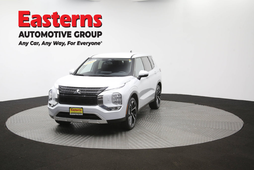 Used 2024 Mitsubishi Outlander SE AWD/4WD image 56