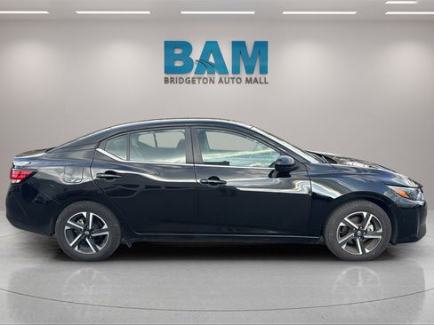 Used 2024 Nissan Sentra SV image 8