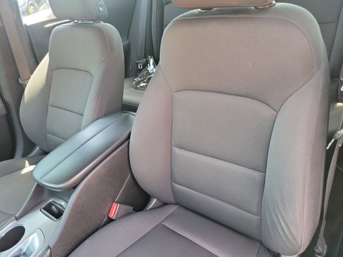 Used 2018 Chevrolet Malibu LT w/ Redline Edition image 6