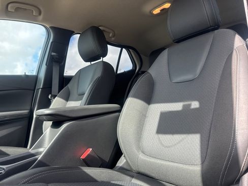 Used 2024 Buick Encore GX Preferred FWD image 36