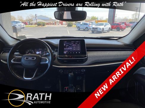 Used 2022 Jeep Compass Latitude w/ Convenience Group image 15