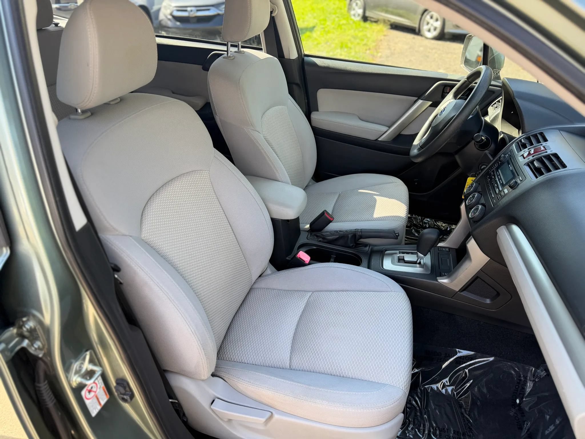Used 2014 Subaru Forester 2.5i Premium w/ Popular Package #1 AWD/4WD image 21