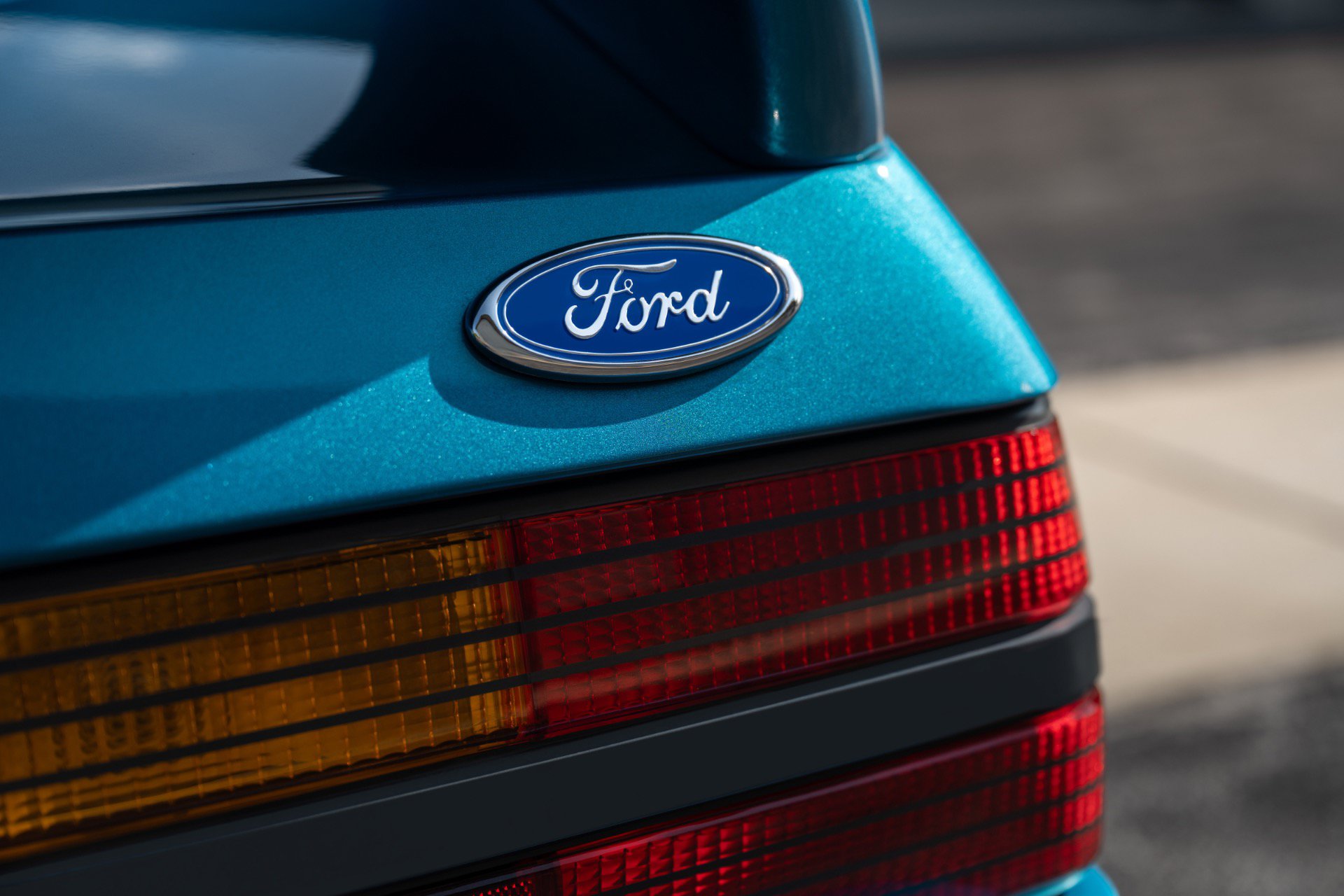 Used 1993 Ford Mustang Cobra RWD image 46