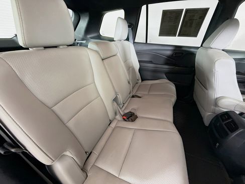 Certified 2023 Honda Passport EX-L image 34