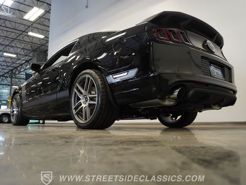 Used 2013 Ford Mustang Boss 302 RWD image 26