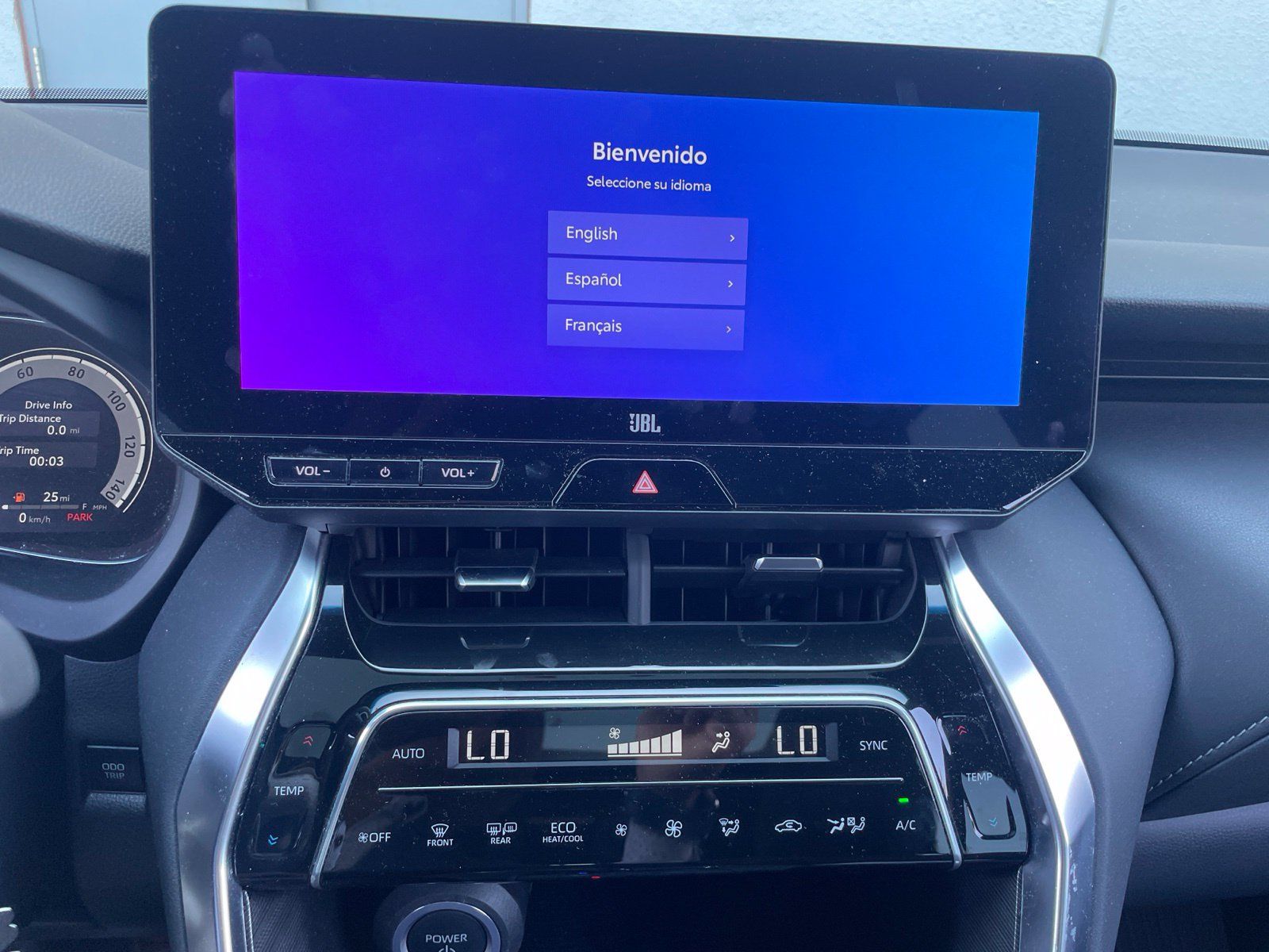 Used 2024 Toyota Venza AWD/4WD image 21