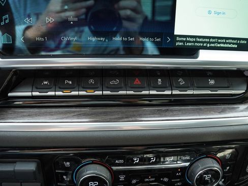 Certified 2022 Chevrolet Silverado 1500 LTZ w/ LTZ Premium Package image 28