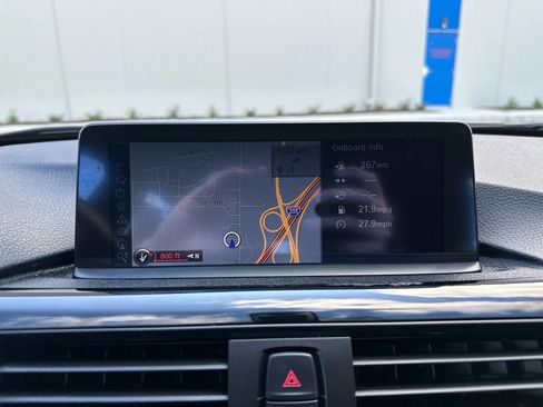 Used 2012 BMW 335i Sedan image 18