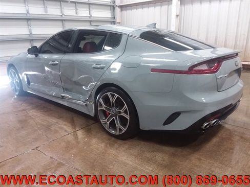 Used 2019 Kia Stinger GT2 image 2