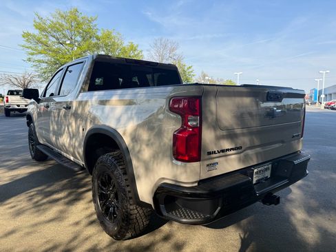 New 2026 Chevrolet Silverado 1500 ZR2 w/ Dark Appearance Package image 6