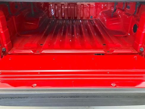 Used 2023 Nissan Frontier PRO-4X w/ Technology Package image 19