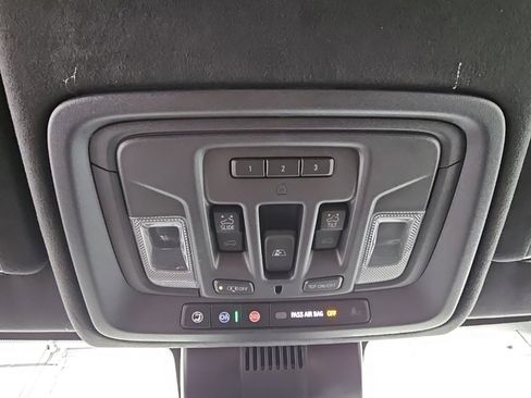 Used 2024 GMC Sierra 1500 AT4X image 23