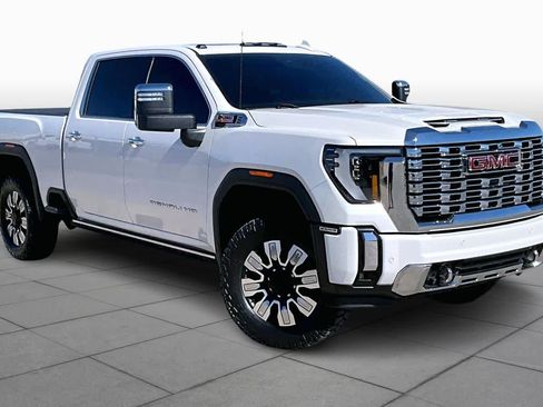Used 2024 GMC Sierra 2500 Denali w/ Denali Reserve Package image 3