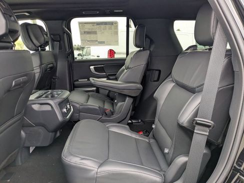 New 2026 Ford Expedition Platinum w/ Stealth Appearance Package image 15