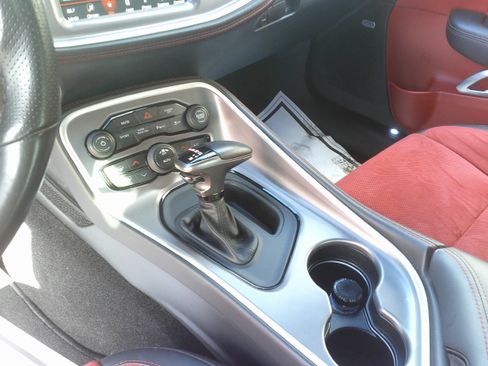 Used 2022 Dodge Challenger GT w/ Plus Package image 15