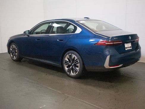 Used 2026 BMW 540i xDrive AWD/4WD image 6
